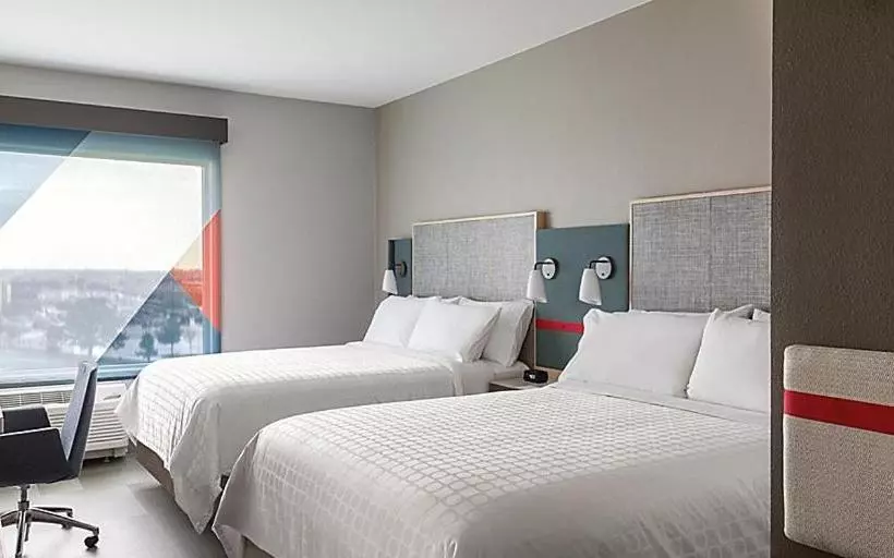 Avid Hotel Fayetteville West