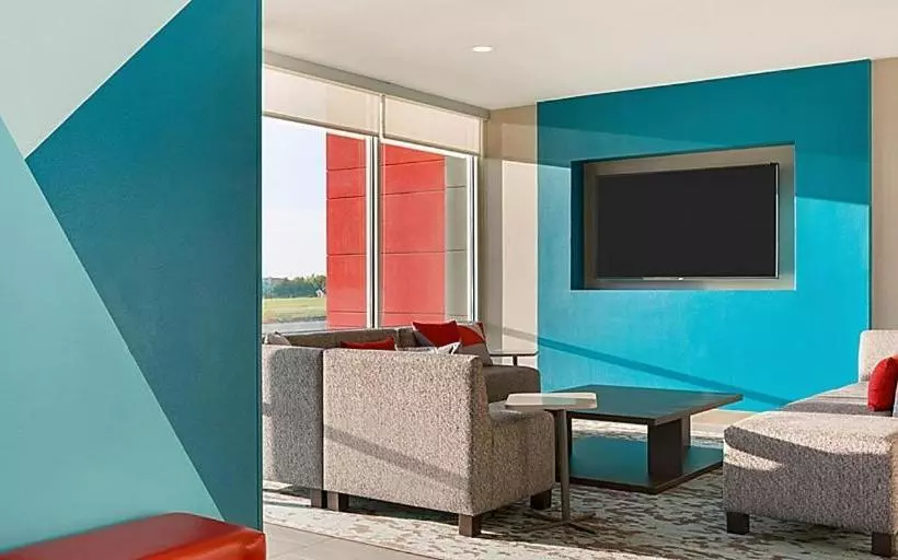 Avid Hotel Fayetteville West