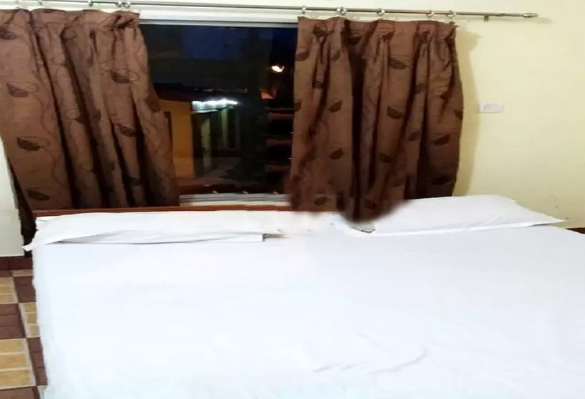 هتل Goroomgo Kashi Inn Varanasi
