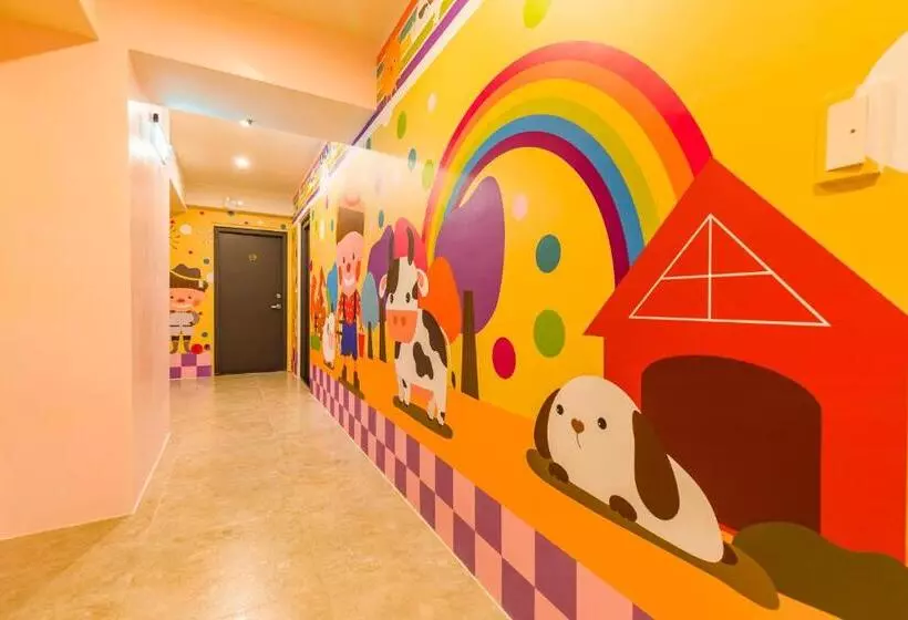 هتل 閣樂親子旅宿kids Fun