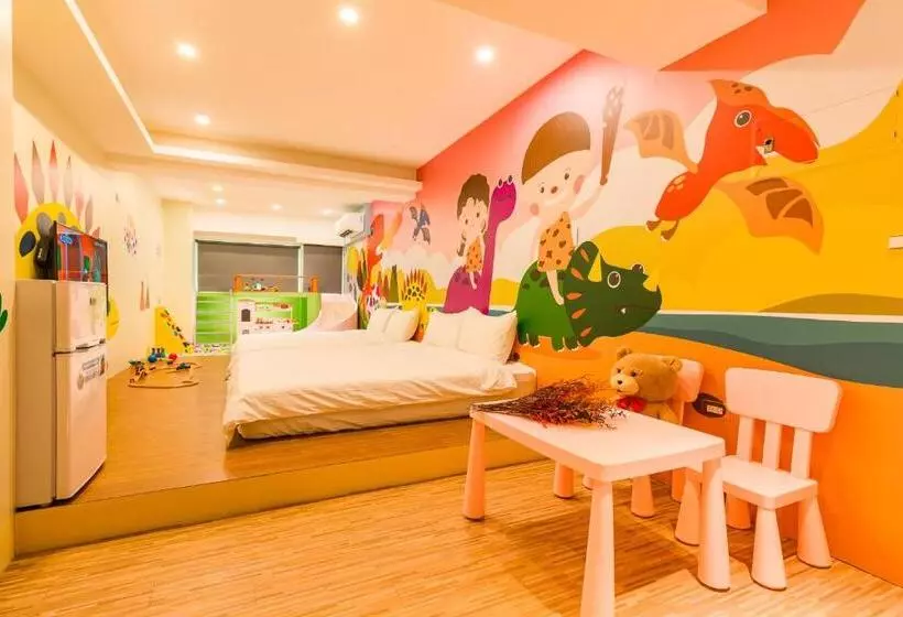 هتل 閣樂親子旅宿kids Fun
