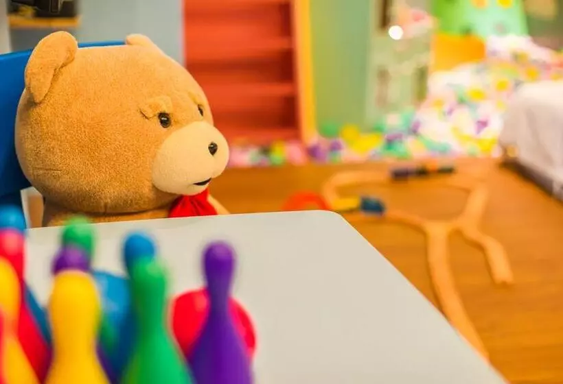 هتل 閣樂親子旅宿kids Fun