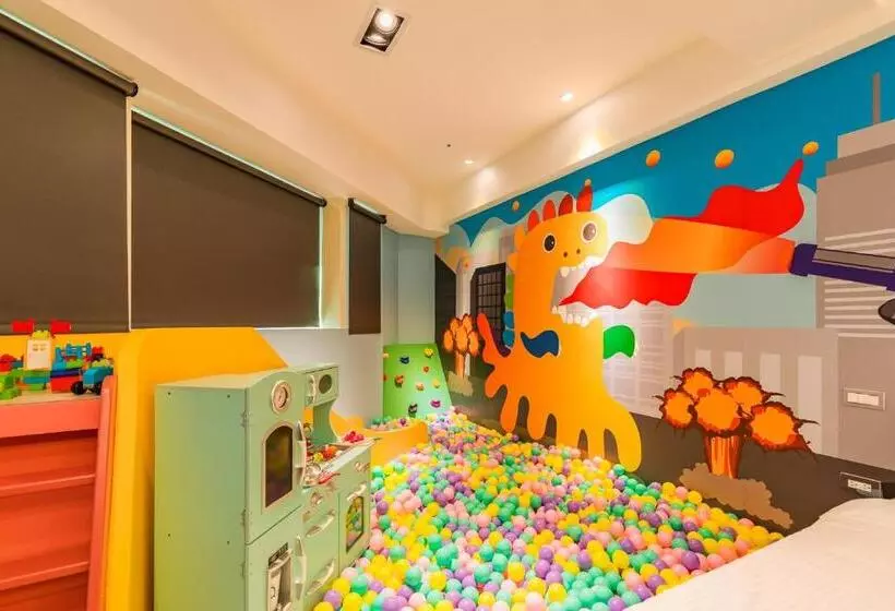 هتل 閣樂親子旅宿kids Fun