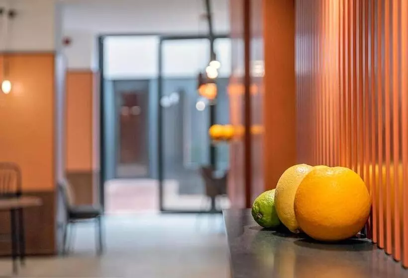 هتل Orangine