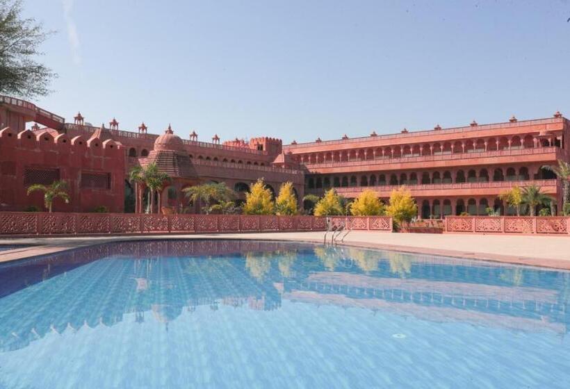 Отель Puratan Qila