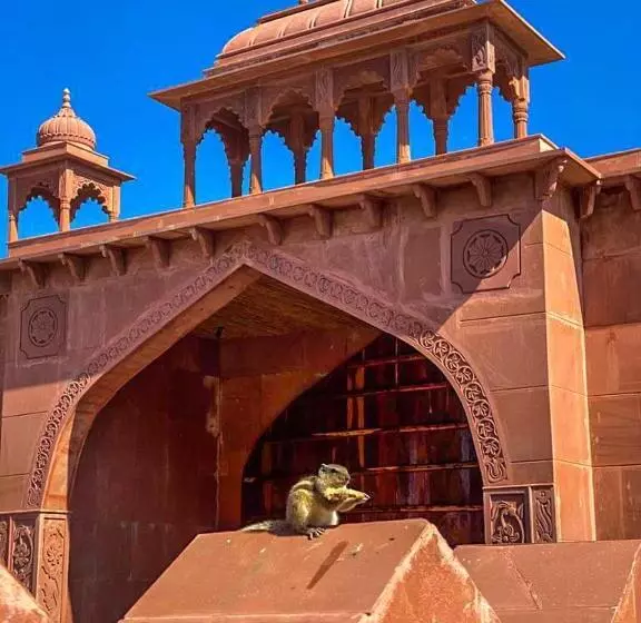 Hotelli Puratan Qila