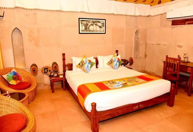 Hotelli Puratan Qila