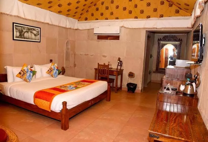 Hotelli Puratan Qila