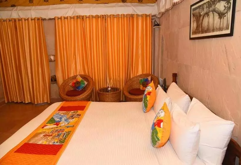 Hotelli Puratan Qila