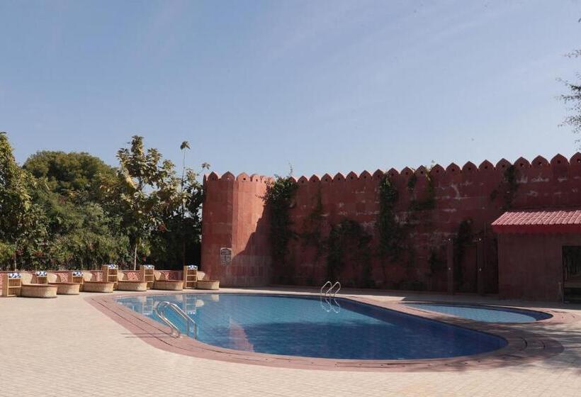 Отель Puratan Qila