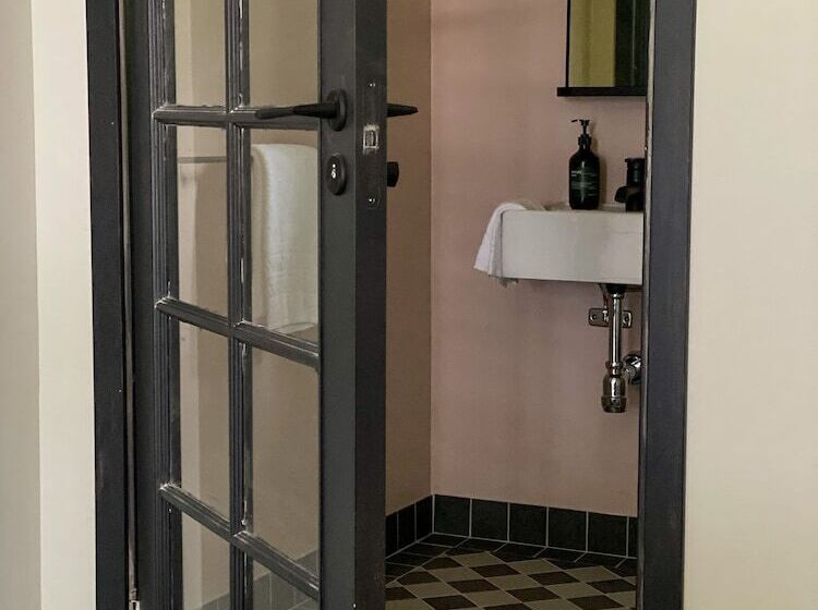 호텔 Rallarhustruns