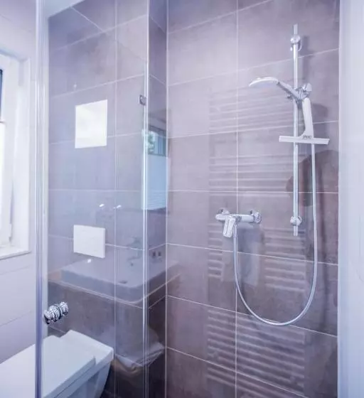 Hotelli Schoko Apartments