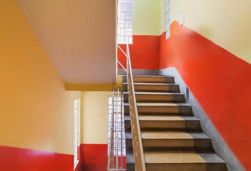 בית מלון כפרי Spot On Sana Tourist Home