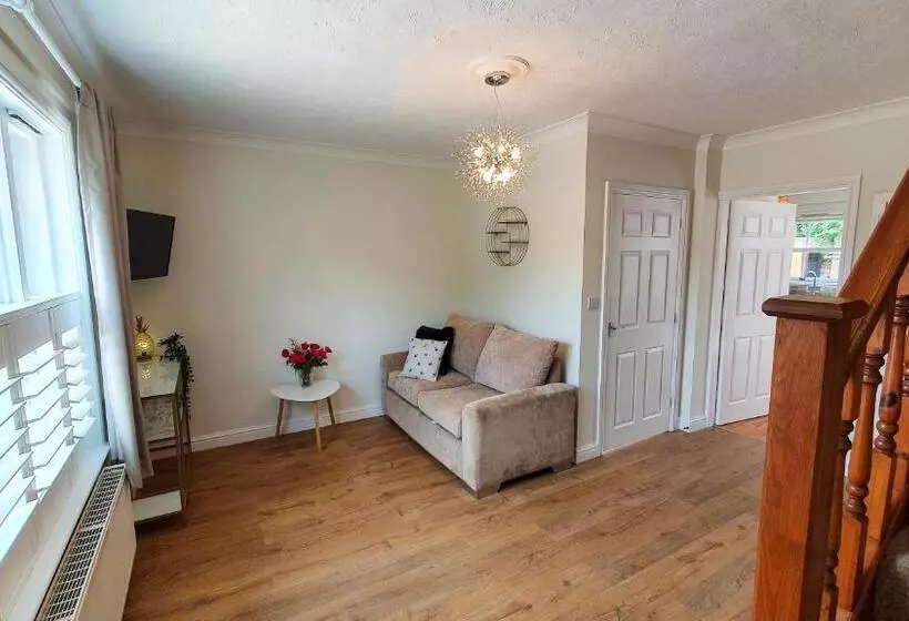 Hotelli The Adam And Eve