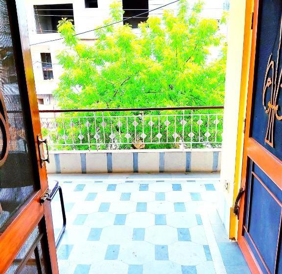 Auberge Hôtelière Happiness Stay