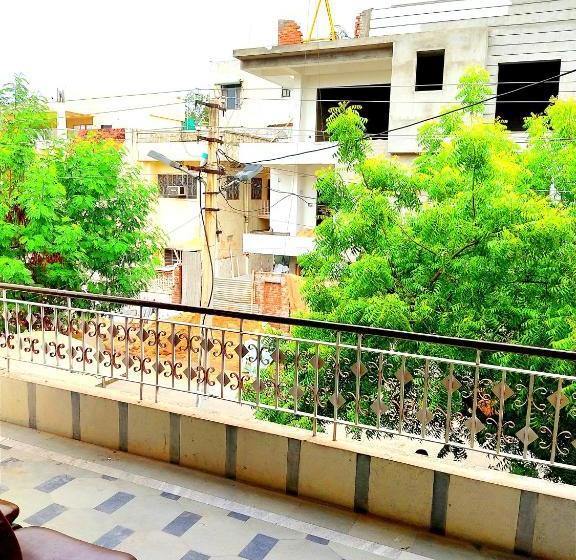 Auberge Hôtelière Happiness Stay