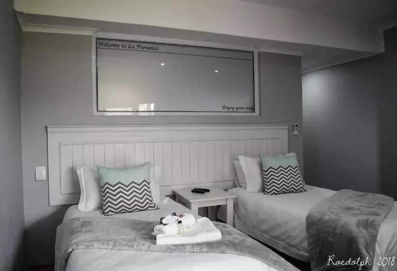 ベッドアンドブレックファースト La Provence Accommodation