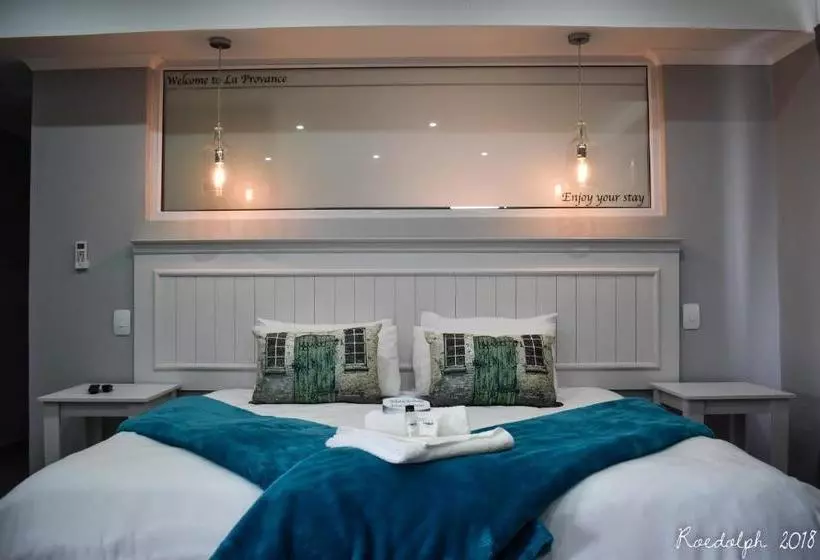 ベッドアンドブレックファースト La Provence Accommodation
