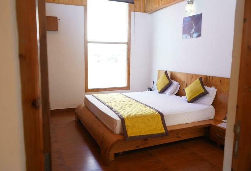 בית מלון כפרי Chail Village Retreat