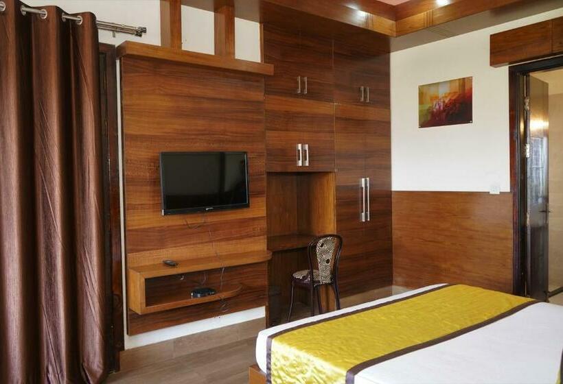 בית מלון כפרי Chail Village Retreat