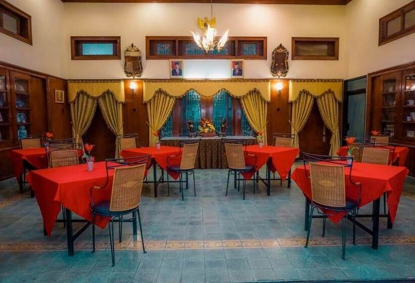 Hotell Mandala Wisata