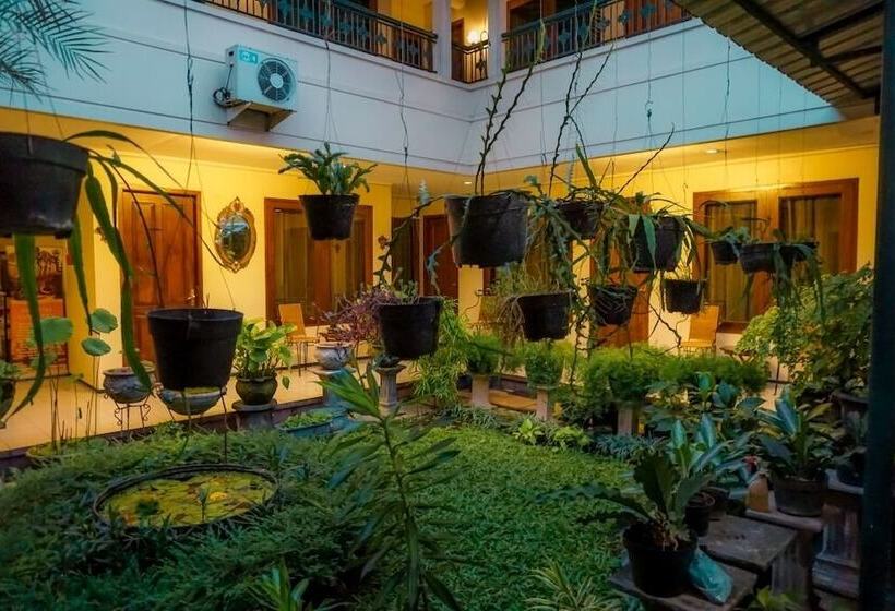 Hotell Mandala Wisata