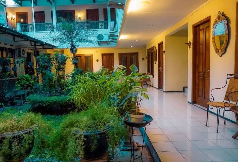 Hotell Mandala Wisata