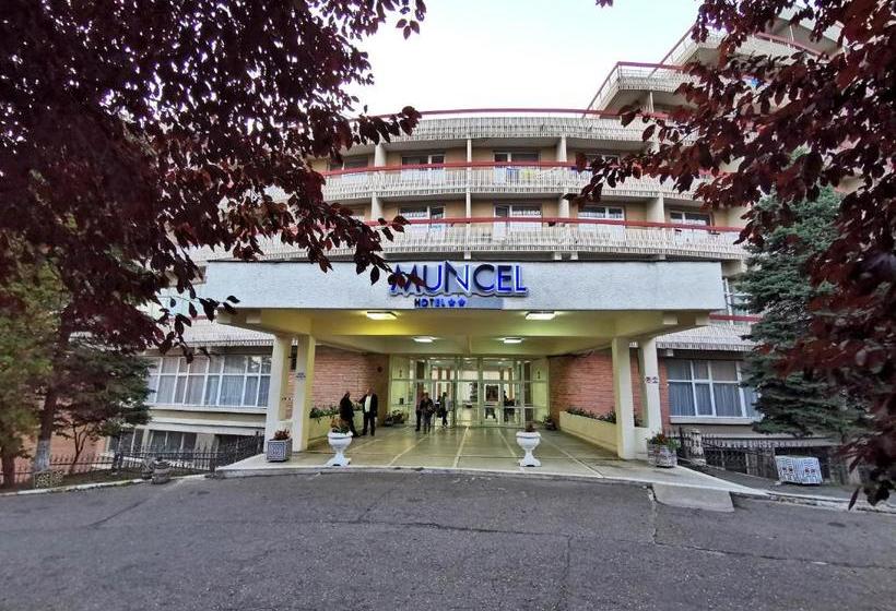 هتل Muncel Băile Felix