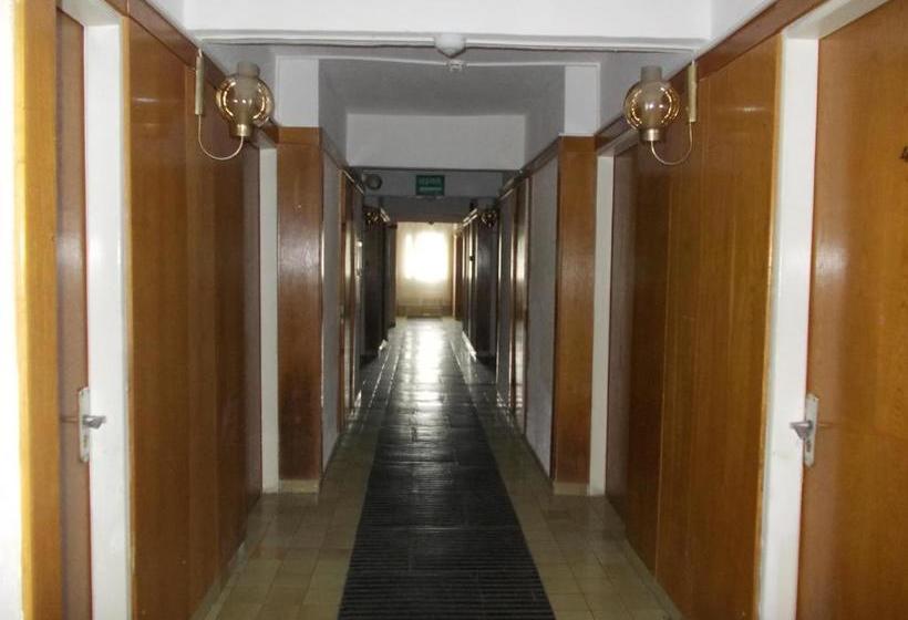 هتل Muncel Băile Felix