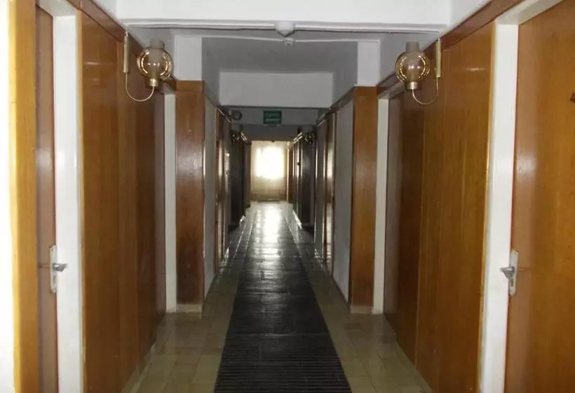 هتل Muncel Băile Felix