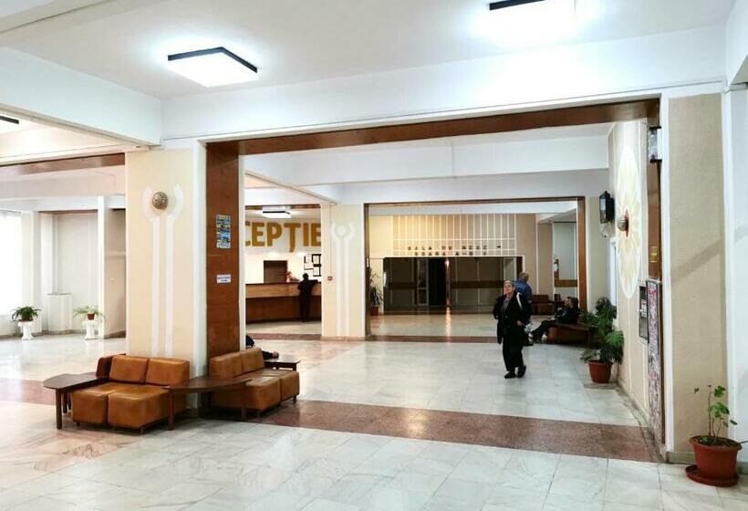 هتل Muncel Băile Felix