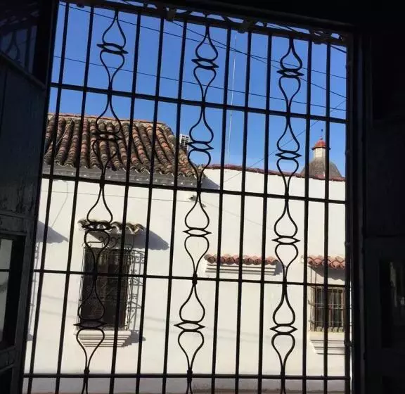 ホテル San Andrés Mompox Ubicados En El Centro Histórico