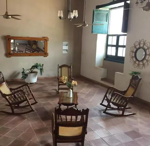 ホテル San Andrés Mompox Ubicados En El Centro Histórico