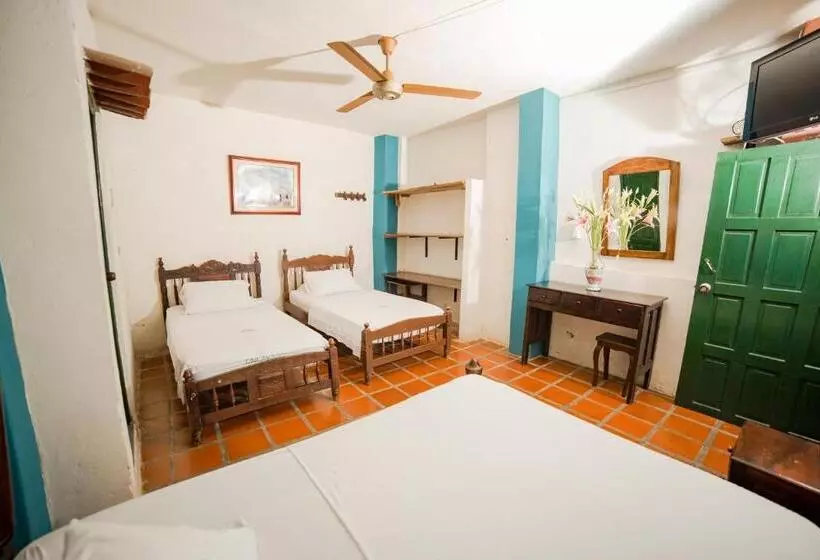 ホテル San Andrés Mompox Ubicados En El Centro Histórico