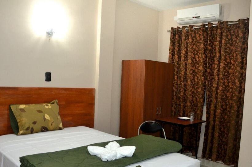 בית מלון כפרי Selva Dorada