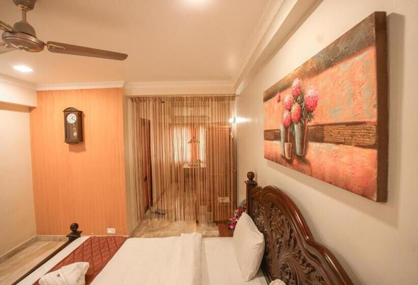 호텔 Udupi International