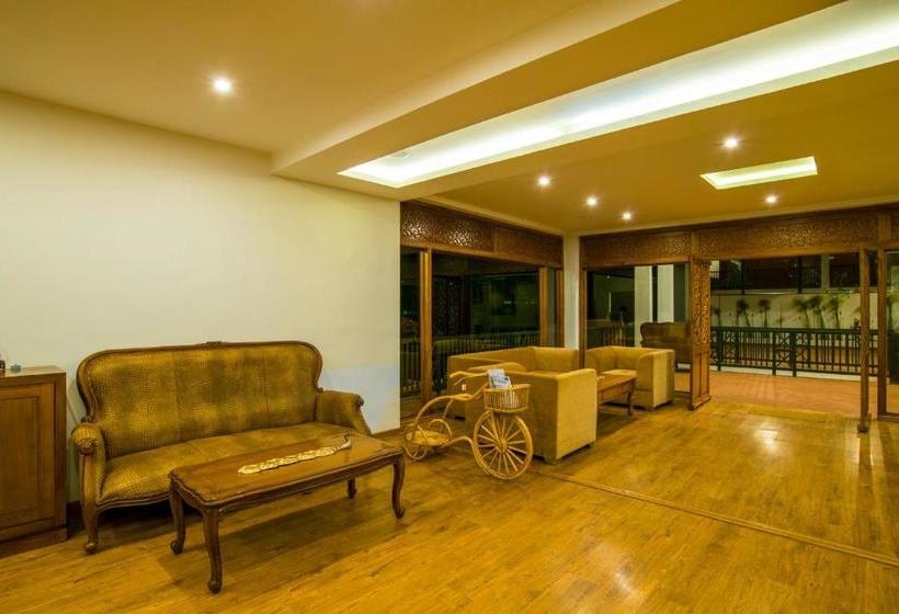 Olive Golden Ridge Resort