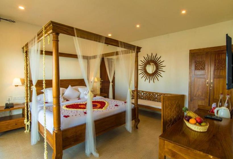 Olive Golden Ridge Resort