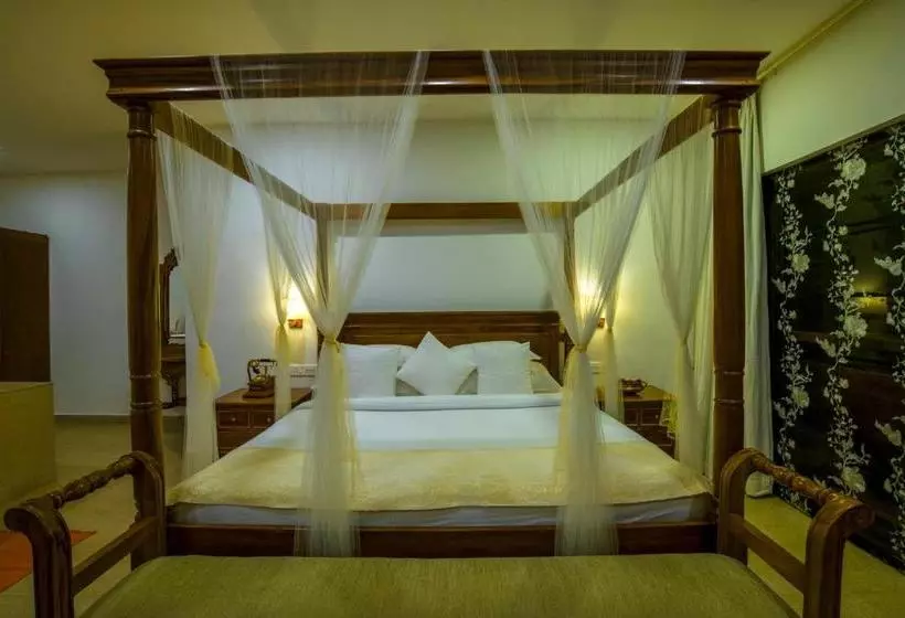 Olive Golden Ridge Resort