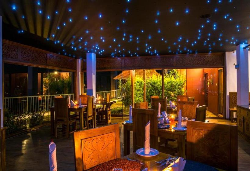 Olive Golden Ridge Resort