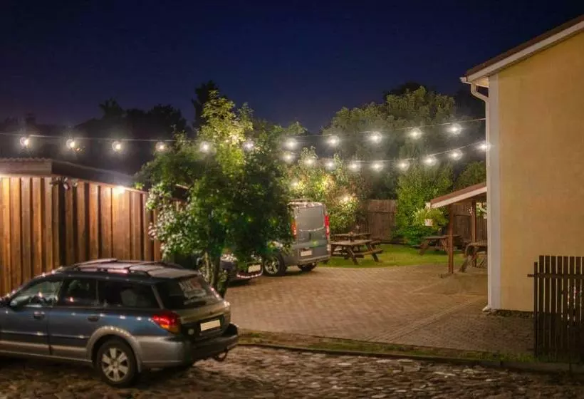 پانسیون Olle Holiday House