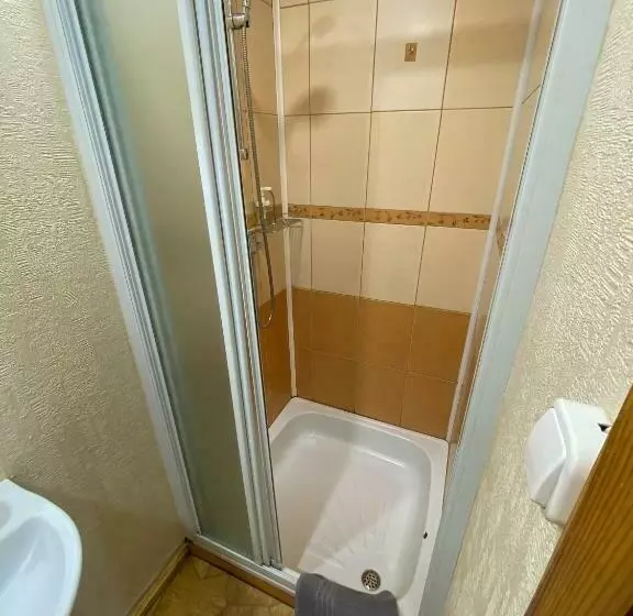 پانسیون Olle Holiday House