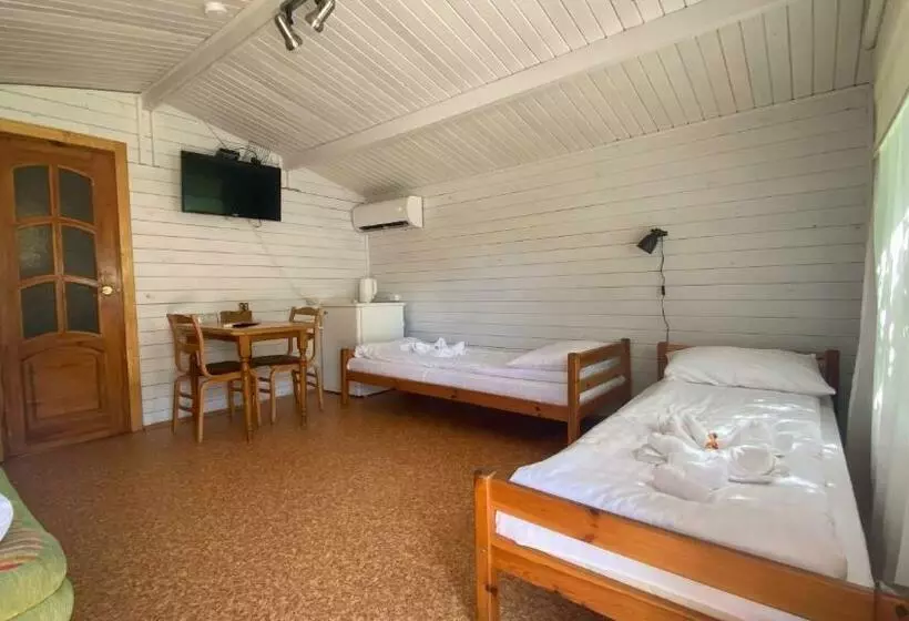 پانسیون Olle Holiday House