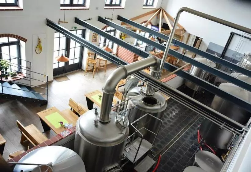 ペンション Penzion U Tesaru