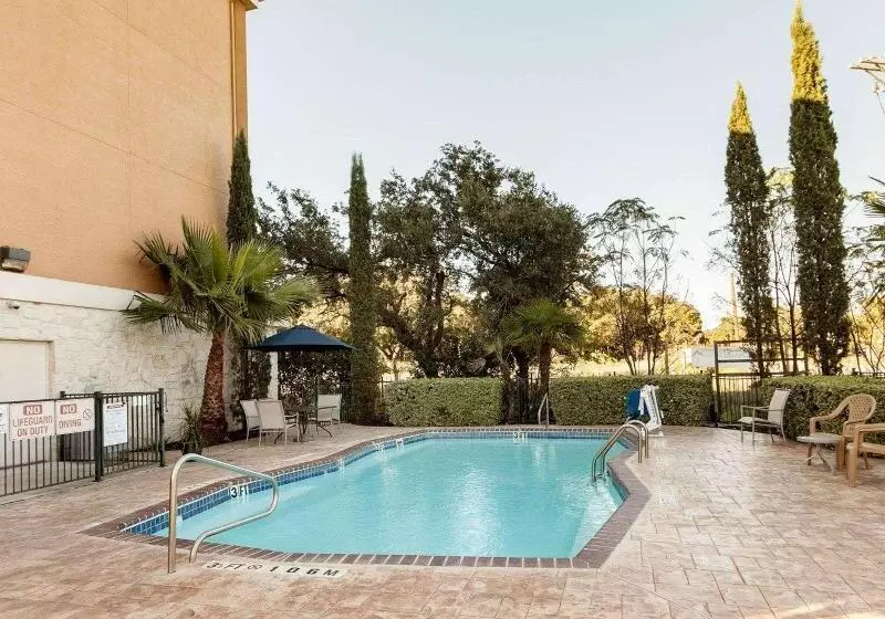 酒店 Comfort Inn & Suites Texas Hill Country