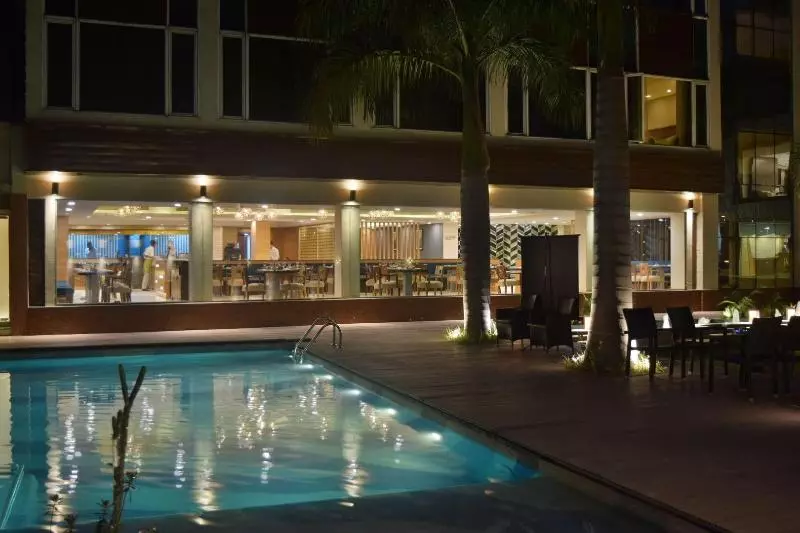 Hotel Country Inn & Suites By Radisson Jammu