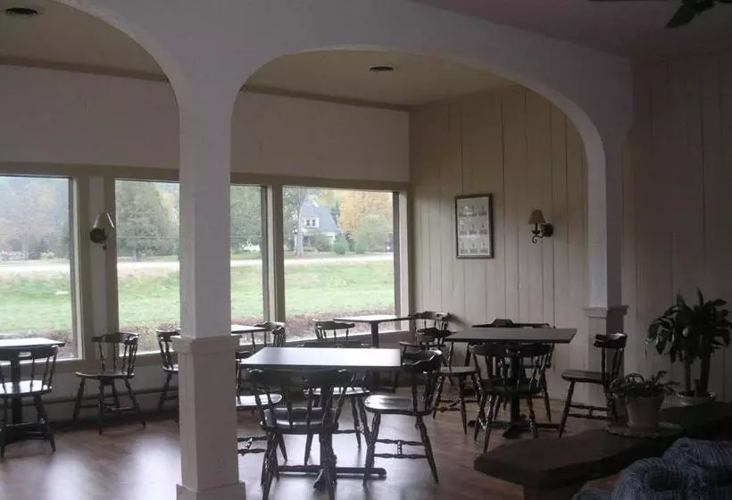 酒店 Hillwinds Lodge