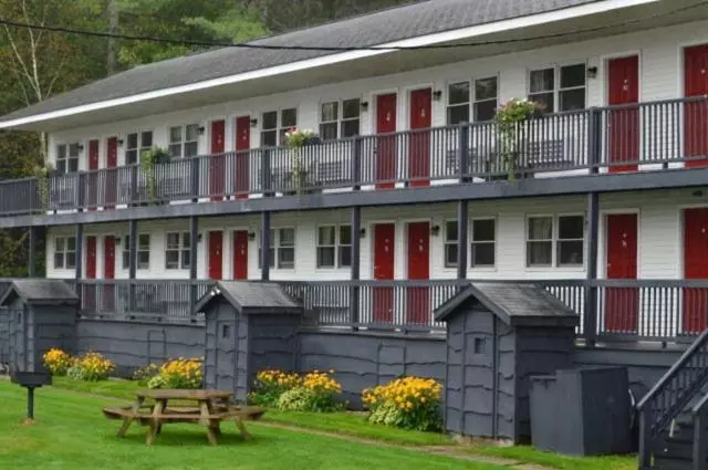 酒店 Hillwinds Lodge