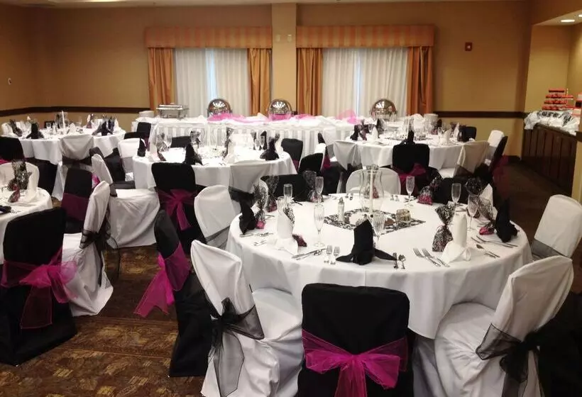 هتل Hilton Garden Inn Billings