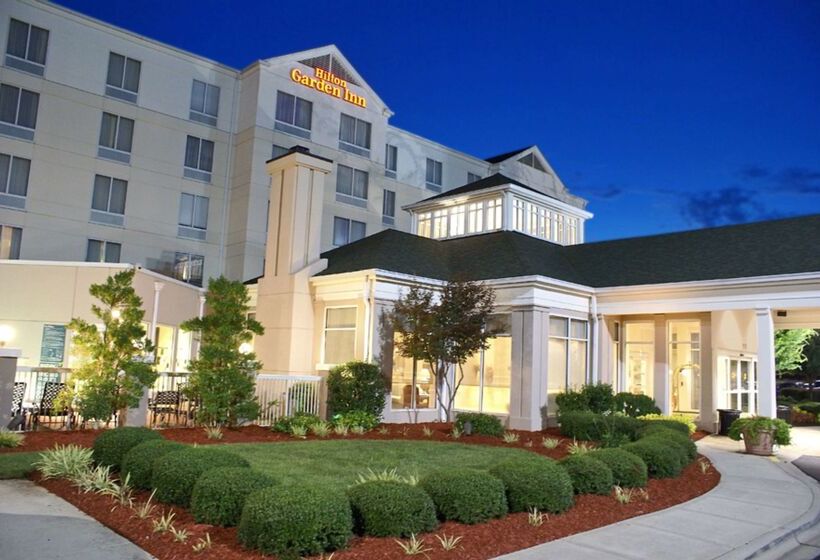 فندق Hilton Garden Inn Charlotte North